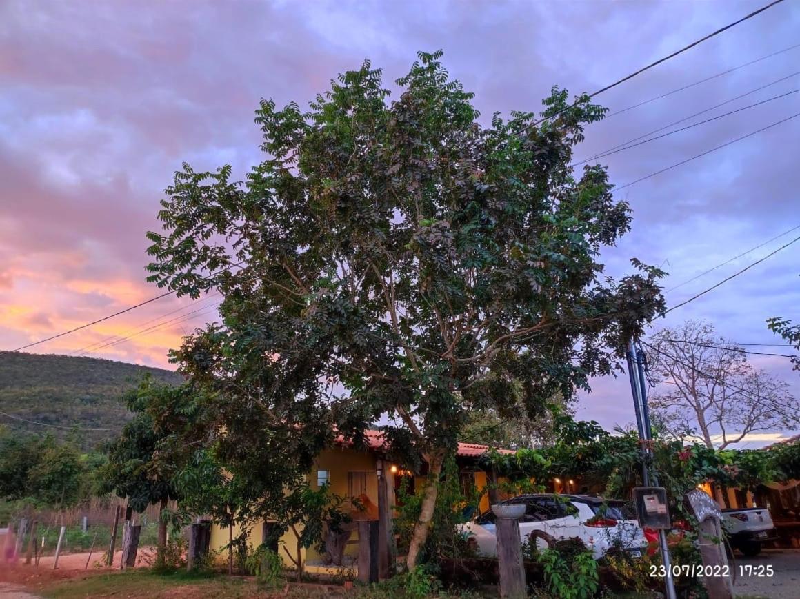 Pousada Cantinho De Casa Nobres Esterno foto